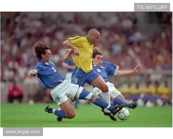 0713心目中的足球偶像与他们的辉煌成就与精彩瞬间